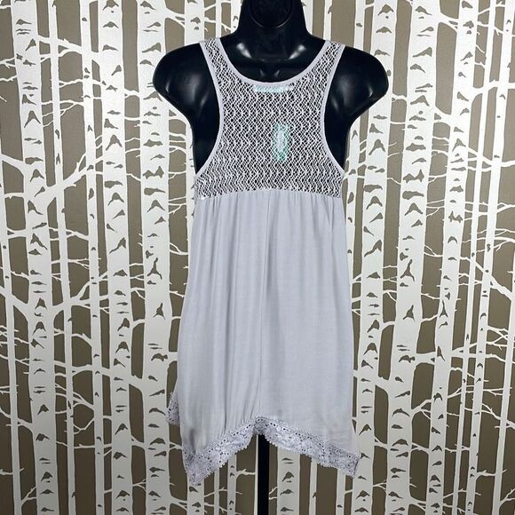 NEW $29 Boho Grey Embroidered Trim Shark Bite Long Line Tank Top sz S - Picture 3 of 10